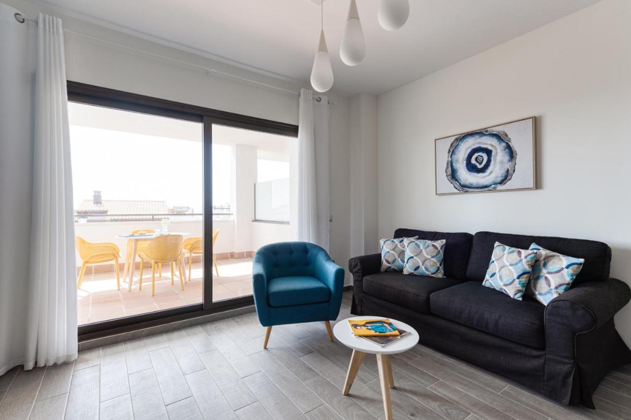Homeforguest Apartamento En Residencia De Lujo Con Terraza Y Piscina La Guirra 外观 照片