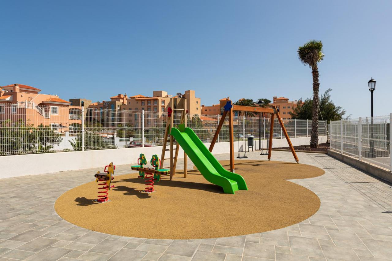 Homeforguest Apartamento En Residencia De Lujo Con Terraza Y Piscina La Guirra 外观 照片