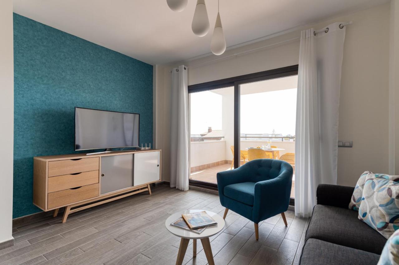 Homeforguest Apartamento En Residencia De Lujo Con Terraza Y Piscina La Guirra 外观 照片