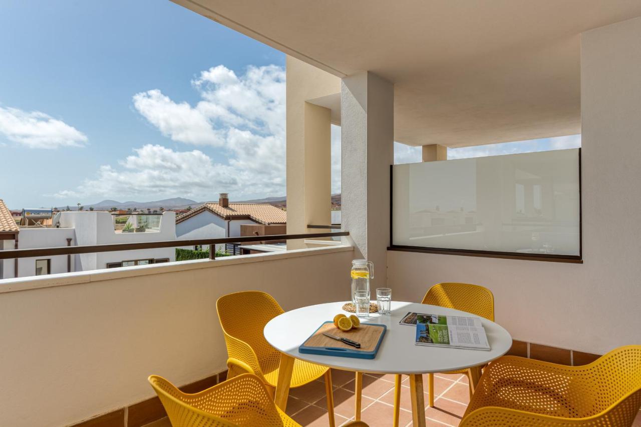 Homeforguest Apartamento En Residencia De Lujo Con Terraza Y Piscina La Guirra 外观 照片