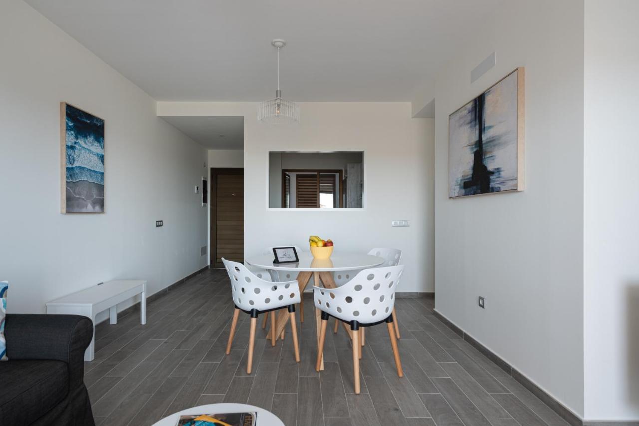 Homeforguest Apartamento En Residencia De Lujo Con Terraza Y Piscina La Guirra 外观 照片